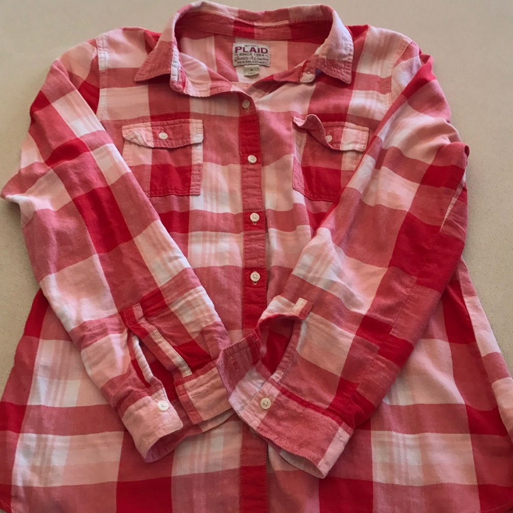 Women's plaid top.